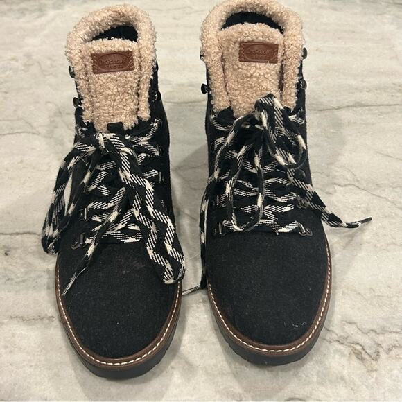 Dr Scholl’s So Comfy Cozy Laced Waterproof Boot Size 7 - Picture 9 of 9